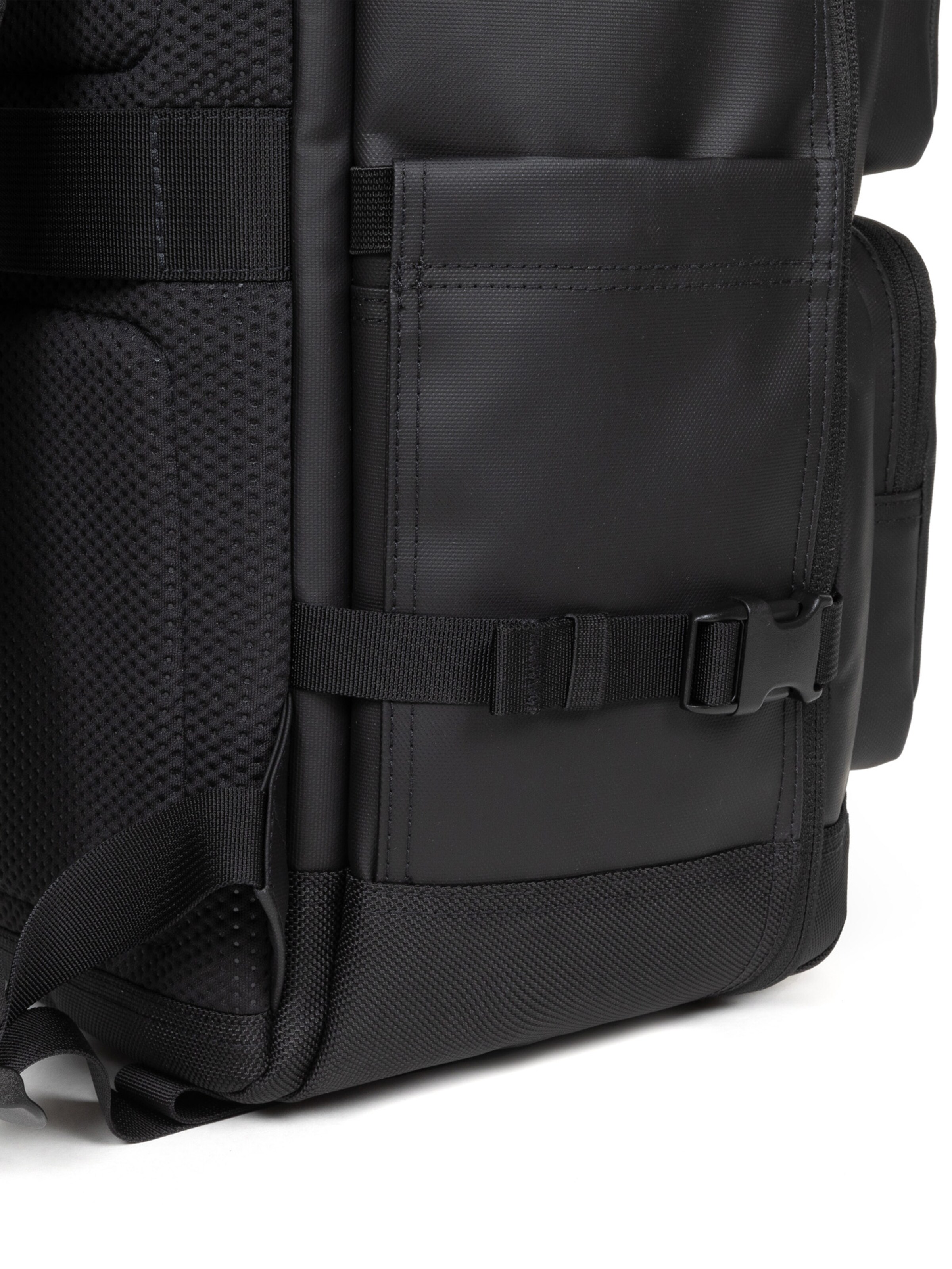 EASTPAK Hátizsák 'Tecnum Cabin' - fekete