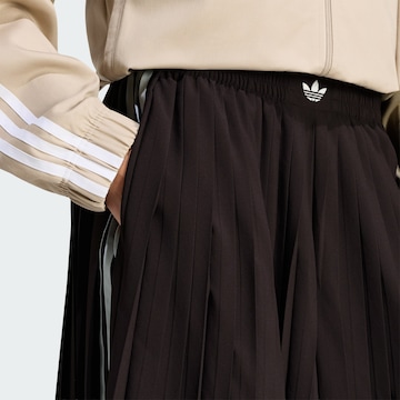 ADIDAS ORIGINALS - Pierna ancha Pantalón en marrón