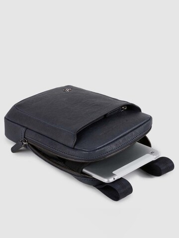 Piquadro Skuldertaske i sort