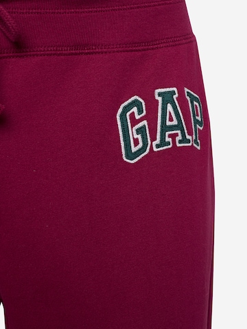 Gap Tall Tapered Broek in Rood