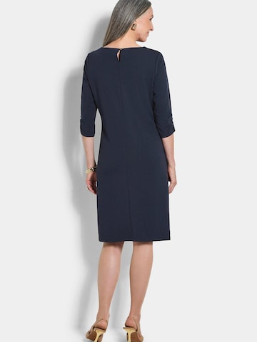 Goldner Etuikleid in Blau