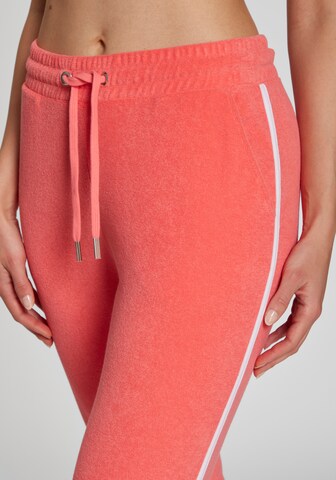 KangaROOS Slim fit Pants in Orange