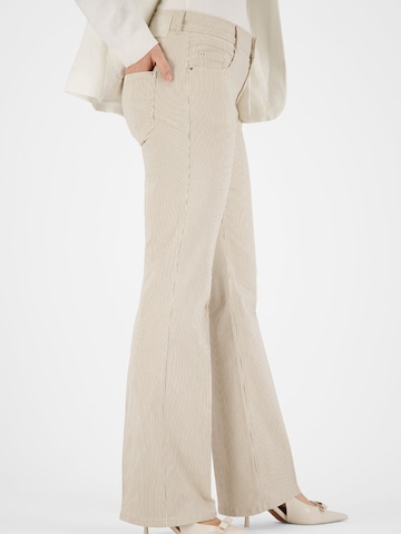 Gardeur Slim fit Trousers 'ZURI126' in Beige