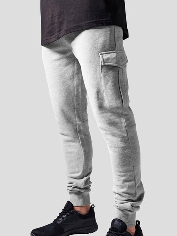 Tapered Pantaloni cargo di Urban Classics in grigio: frontale