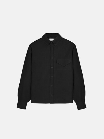 ENRAGE Comfort Fit Hemd 'LETTER' in Schwarz: Vorderseite