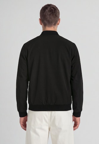 Lyle & Scott Overgangsjakke i sort