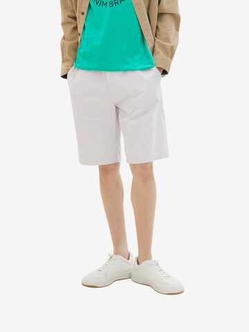 TOM TAILOR DENIM Regular Shorts in Beige: predná strana