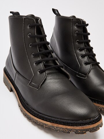 NINE TO FIVE Lace-Up Ankle Boots 'Miru' in Black