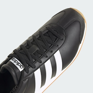 Baskets basses 'Runvista' ADIDAS SPORTSWEAR en noir