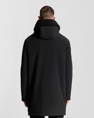 Lyle & Scott Tussenparka in Zwart