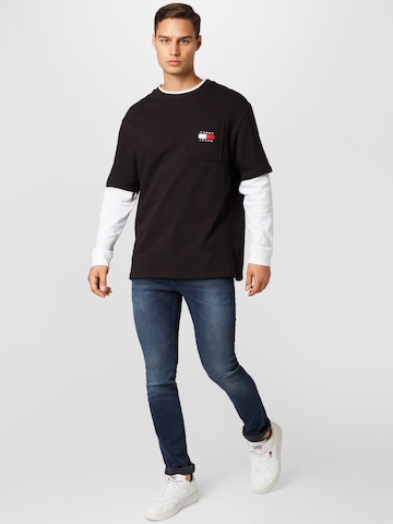 T-Shirt 'Skater' Tommy Jeans en noir