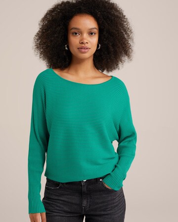 WE Fashion Sweater in Green: front