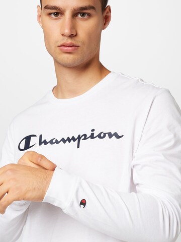 Tricou de la Champion Authentic Athletic Apparel pe alb