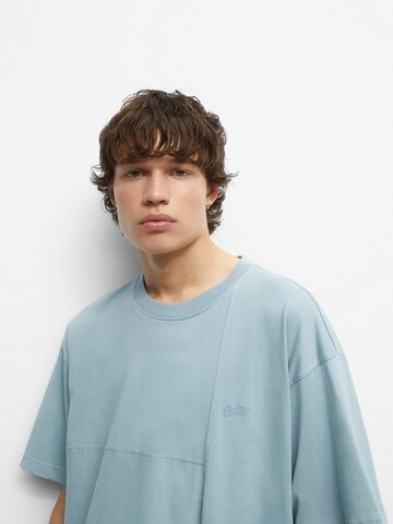 Pull&Bear T-Shirt in Blau