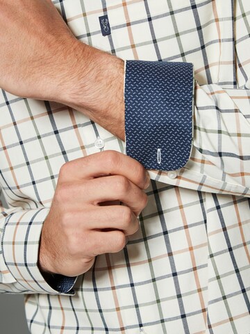 Regular fit Camicia di Next in beige