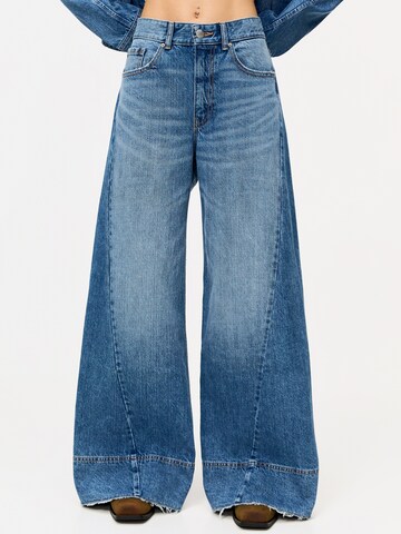 Pull&Bear Wide Leg Jeans in Blau: Vorderseite