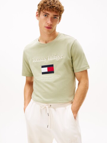 TOMMY HILFIGER T-Shirt in Beige
