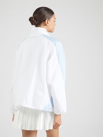 Nike Sportswear Φθινοπωρινό και ανοιξιάτικο μπουφάν 'SHOX' σε λευκό