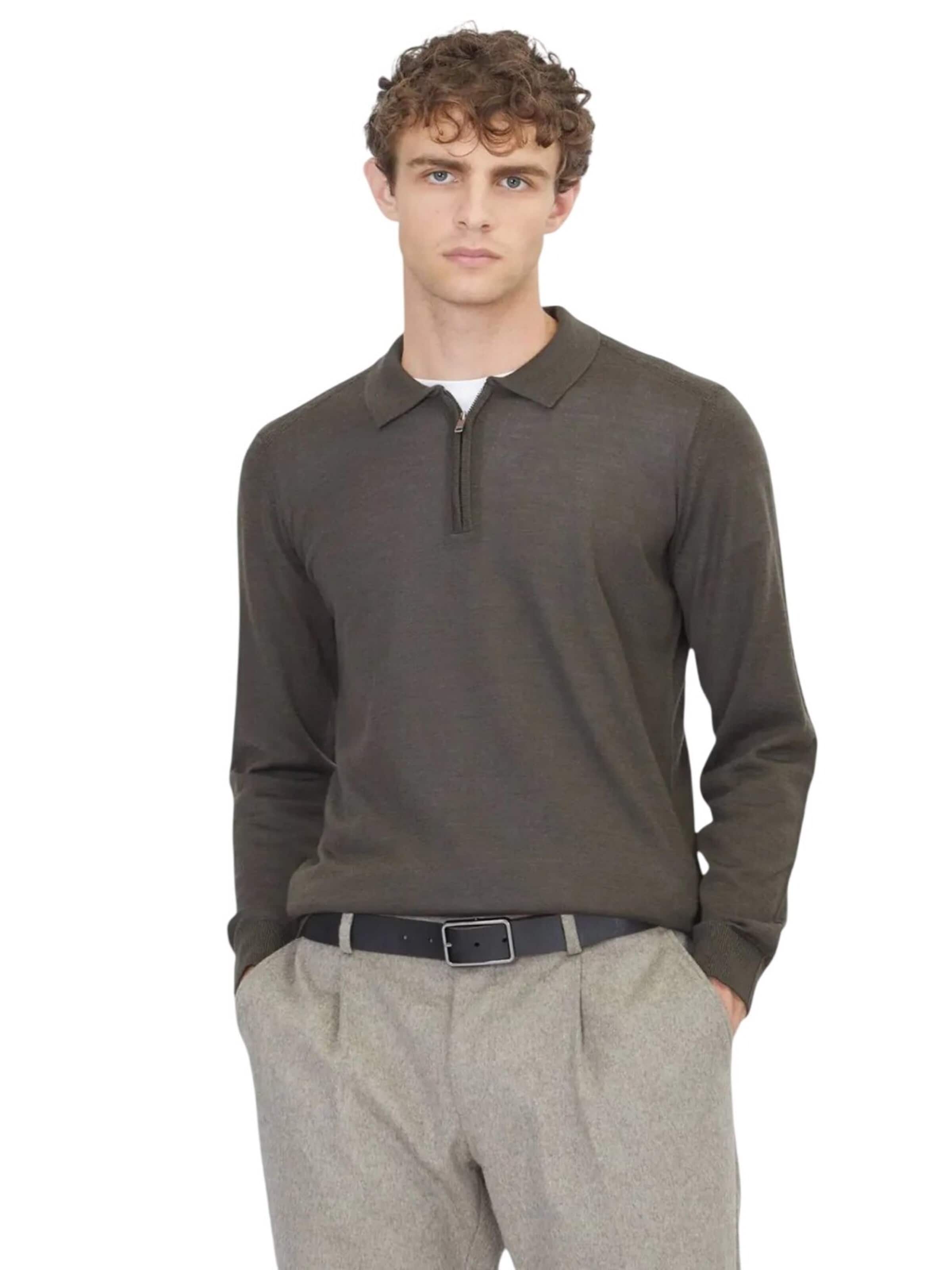 Ramsey Knit Cardigan in Green