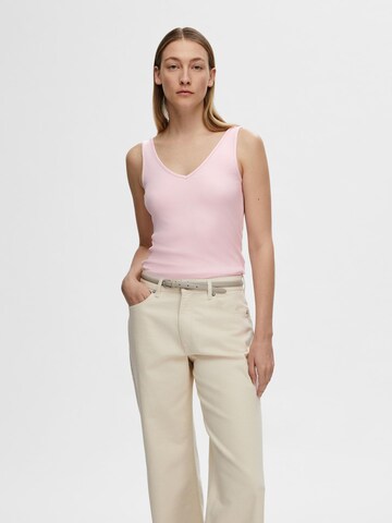 SELECTED FEMME Top in Pink: front