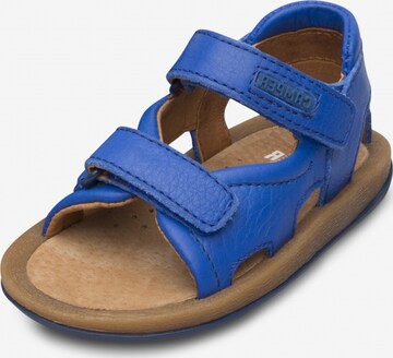 Chaussures ouvertes CAMPER en bleu : devant