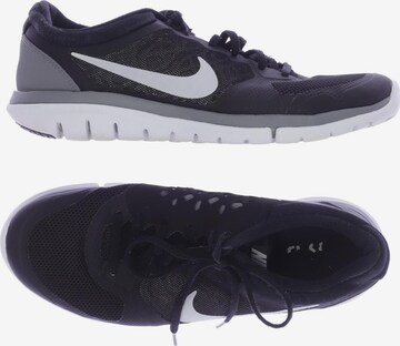 NIKE Sneakers & Trainers in 40,5 in Black: front