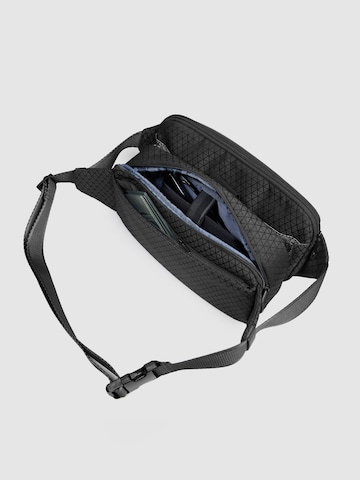 Piquadro Skuldertaske i sort
