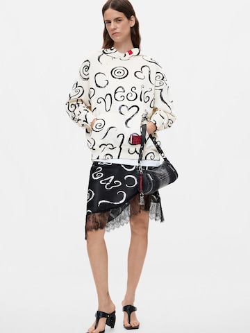 Desigual Суичър в бяло