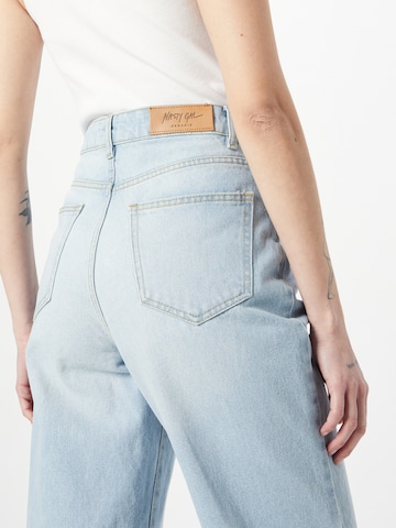 Nasty Gal Regular Jeans i blå