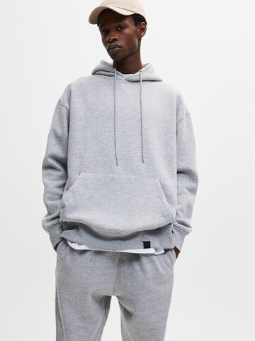 Pull&Bear Sweatsuit in Grey