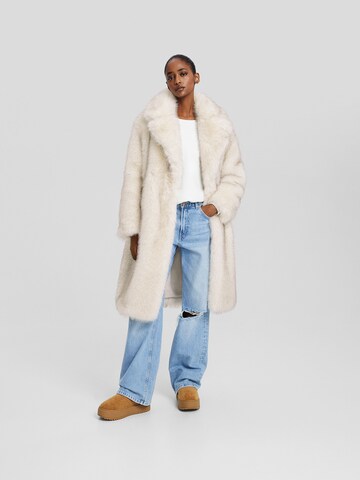 Bershka Mantel in Beige