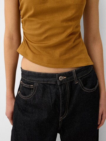 Top di Bershka in marrone