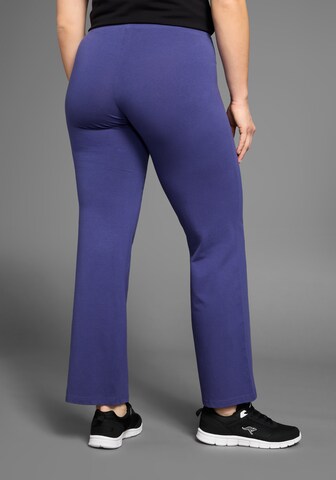 KangaROOS Flared Pants in Blue