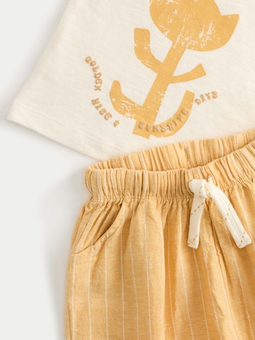 Set di Marks & Spencer in beige
