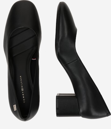 TOMMY HILFIGER Pumps in Black