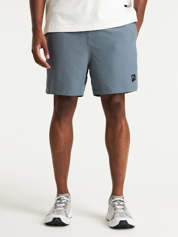 Shorts de bain 'Soll' CHASIN' en gris : devant