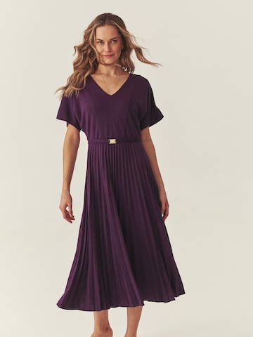 TATUUM - Vestido de punto 'Naki' en lila: frente