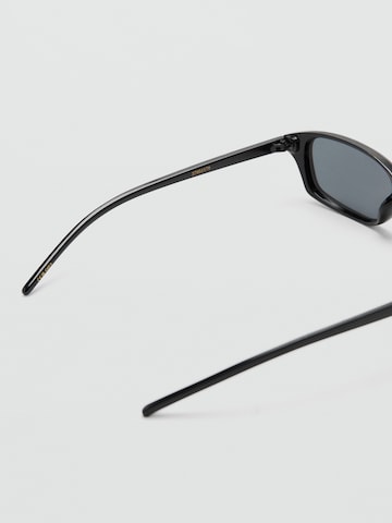 MANGO Sonnenbrille 'LOULOU' in Schwarz