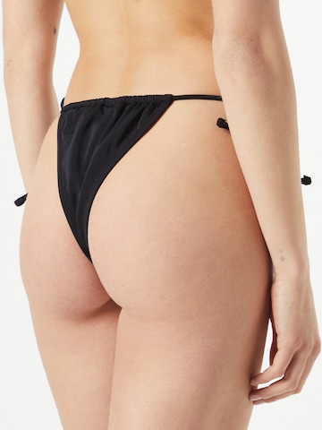 A LOT LESS Bikinihose 'Karli' in Schwarz