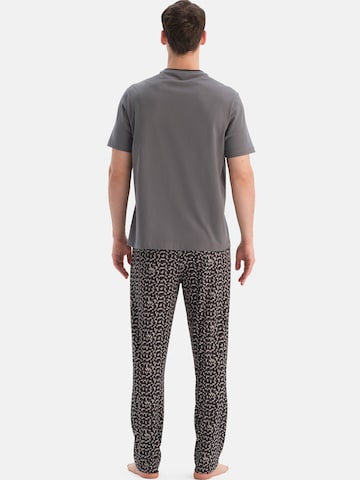 Pigiama lungo di Dagi in grigio