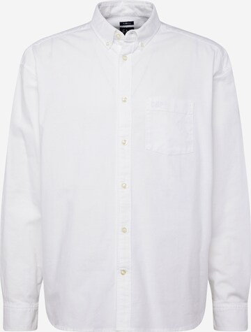 GAP Regular fit Button Up Shirt in White: front