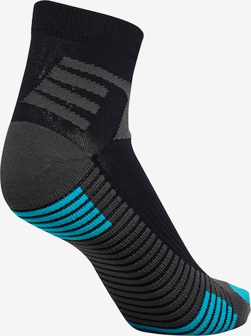 Chaussettes de sport Newline en noir