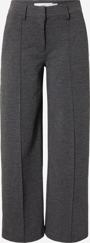 ICHI Trousers with creases 'KATE' in Grey: front