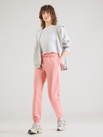 UNDER ARMOUR Tapered Sporthose in Pink