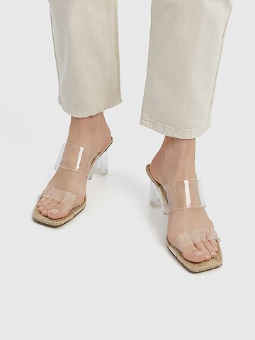 Pull&Bear Pantolette in Transparent