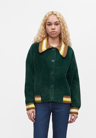 Cardigan 'KAMORE' Essentiel Antwerp en vert : devant