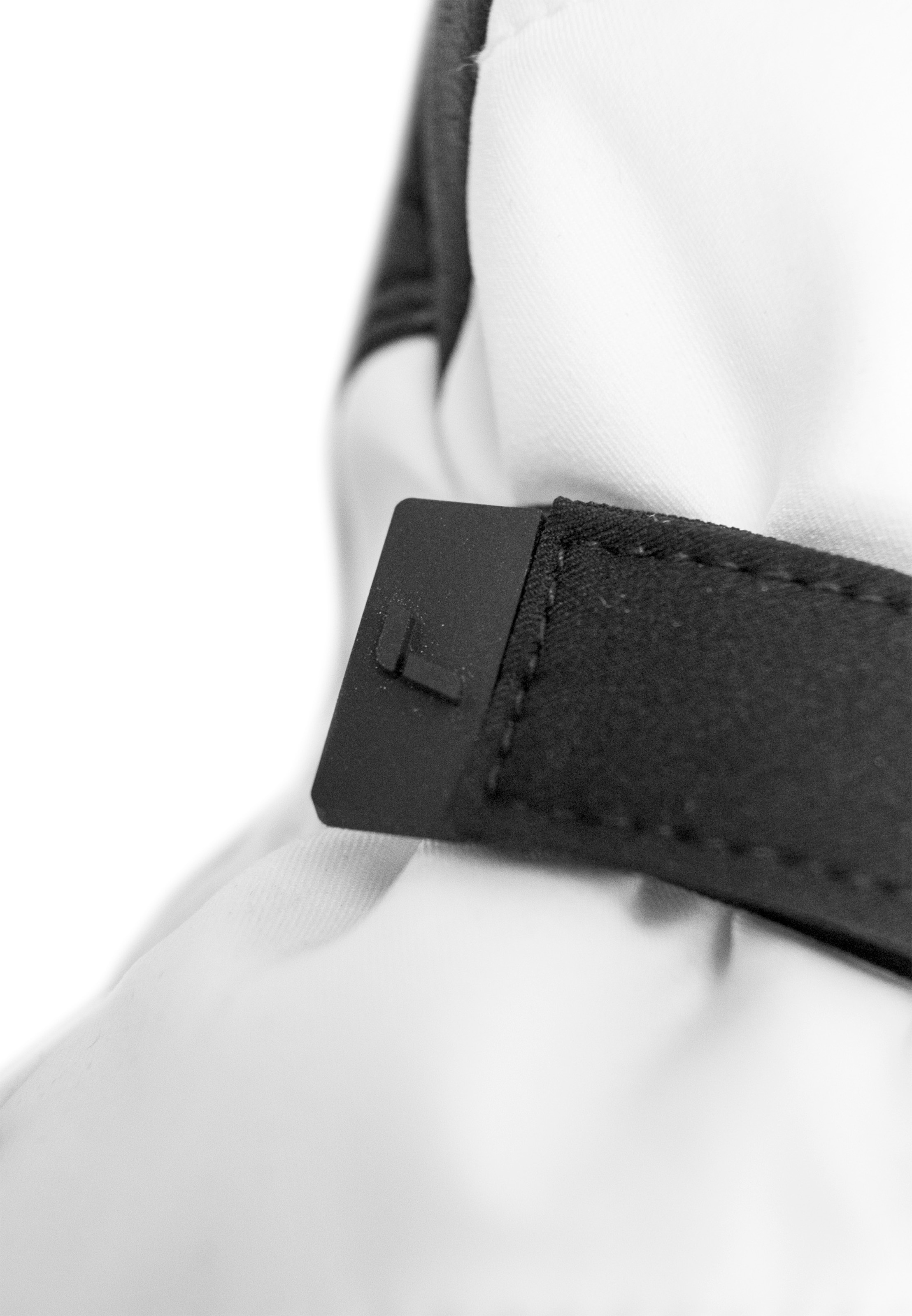 REUSCH Sports gloves 'Nadia R-TEX XT' in Black