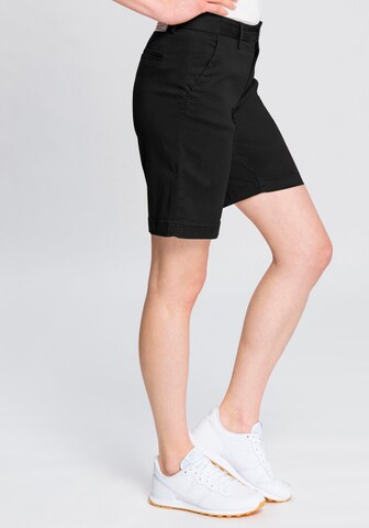 Herrlicher Regular Shorts in Schwarz