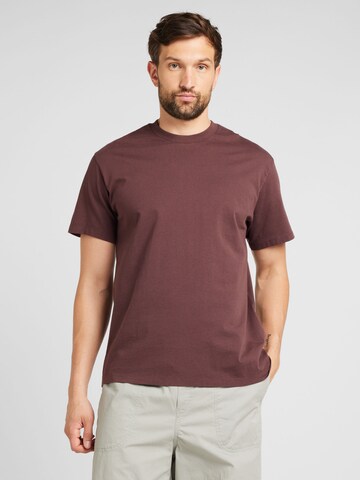 LEVI'S ® T-Shirt 'GOLD TAB' in Braun: Vorderseite