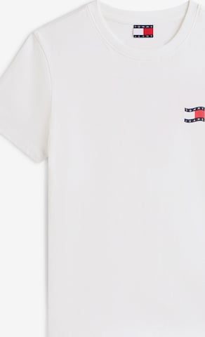Tommy Jeans Тениска в бяло: отпред